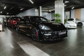 Porsche Panamera GTS Sport Turismo 4.0 V8 - 1