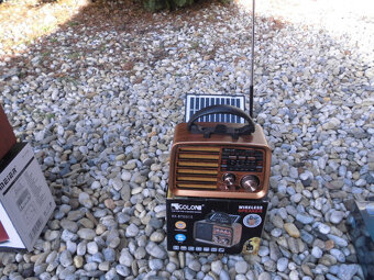 Male Radio Solar Bluetooth MP3 FM AM USB CA - 1