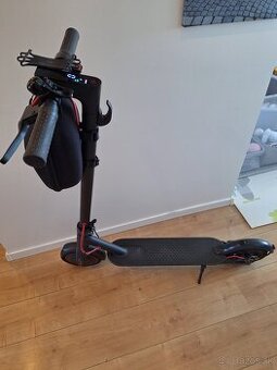 Elektrická kolobežka Xiaomi mi scooter pro