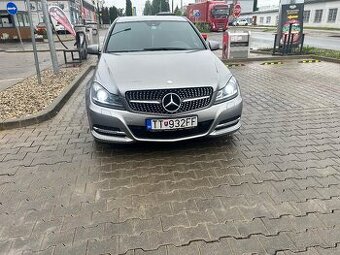 MB220 cdi,W204 AVANGARE 125kw