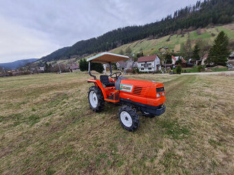 Hinomoto nx220 vel Kubota GL