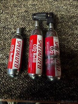 Bombičky Specialized CO2 Refill + Air Tool Cpro2 Trigger