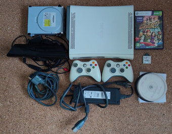 Xbox360 + Kinnect - 250GB HDD
