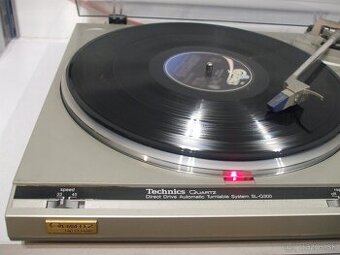 DIRECT DRIVE gramofon TECHNICS SL-Q300 automat QUARTZ, JAPAN