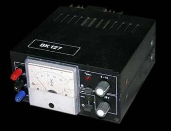 Zdroj multimeter