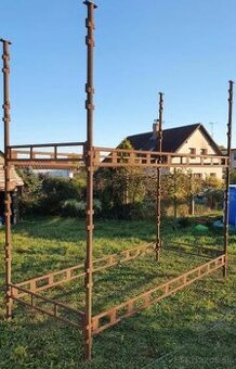 Predám Haki lešenie a zabky