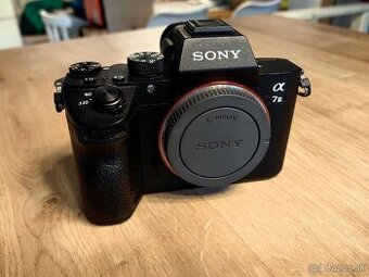 Predám SONY A7 III (ILCE-7M3)