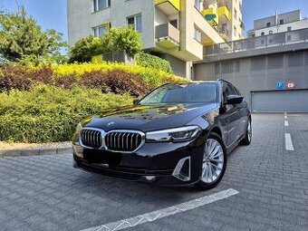 BMW 520d xDrive Touring Luxury line (140kw/190k)