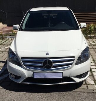 Predám osobný automobil Mercedes