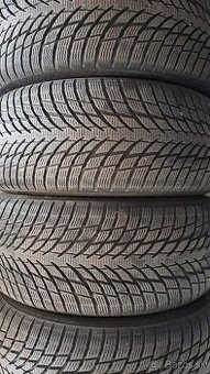 Predám 4ks jazdené zimné 225/45r18-95V Nokian