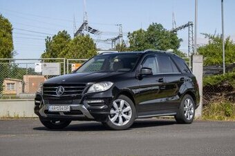 Mercedes-Benz ML350 BLUETEC 4MATIC - 1