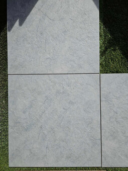 Dlažba terasová hrúbka 2 cm aj na terče 60x60, quarz sivý