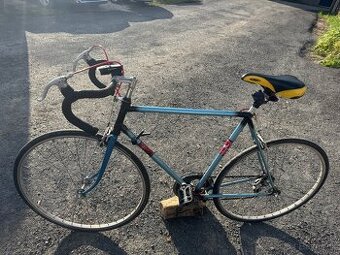 Cestny bicykel Favorit - 1