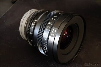 SLR Magic MicroPrime Cine 21mm T1.6 Lens (Sony E)