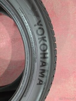 Yokohama BluEarth Winter V905  265/50 R20  111 V  XL,RPB