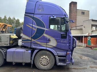 Ťahač Iveco Stralis