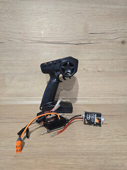 RC Spektrum vysielač a regulátor s prijímačom 2v1