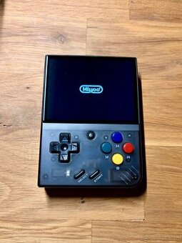 Miyoo Mini Plus - čierna