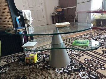 predám konferenčný stolík