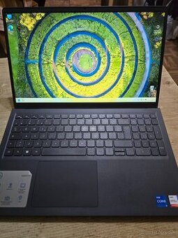 Dell Inspiron 3520 s 512gb ssd diskom 16gb ram a intel core