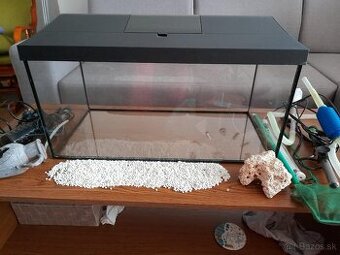 Predám akvárium