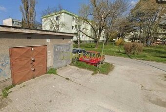 PREDAJ - Dve garáže s pozemkami na ulici Skalická cesta, Nov