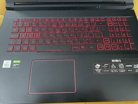 Výkonný herný notebook Acer Nitro 5