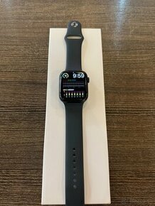 Apple Watch 9 45 mm Čierne