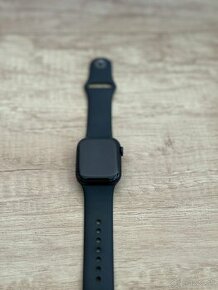 Apple Watch Series 8 41 mm Tmavo atramentový hliník