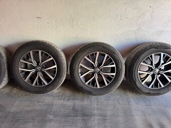 Elektrony 5x112 r17 vw original s pneu letne 215/65r17