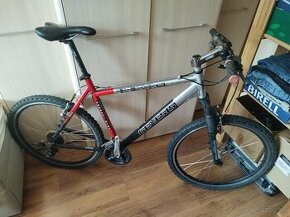 {10} Horský bicykel Genesis Beta ASX