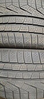 Predám 2ks pekné zimné 255/35r19-96V Pirelli