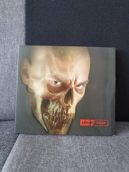 Separ - CD Pirát s podpisom