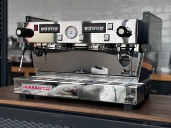Kávovar La Marzocco Linea Classic - po renovaci, 2018
