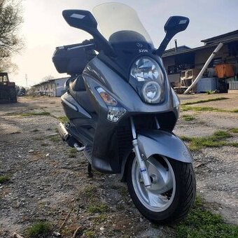 predám  SYM 250 i GTS