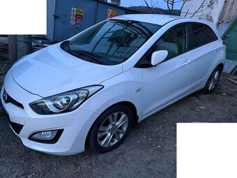 predam diely na hyundai i30 1,6 crdi 85kw 2006-2011 rozpreda