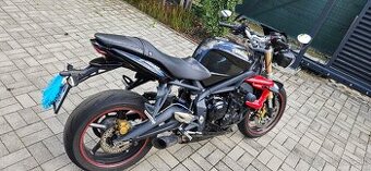 Triumph Street Triple 675