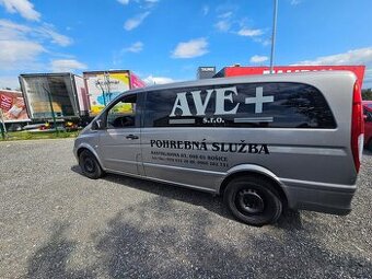 Mercedes Vito- pohrebne vozidlo