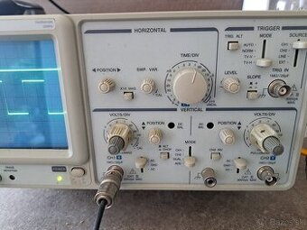 Osciloskop GOS 620 a sonda 1:50