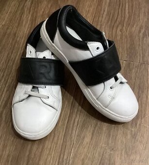 Tenisky Karl Lagerfeld veľ. 33