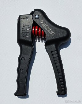 GD GRIP PRO 70 - posilňovač úchopu ruky, zápästia a prstov,