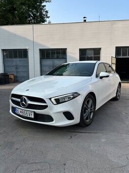Mercedes Benz A180