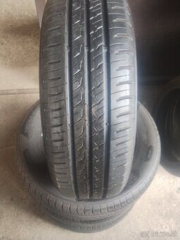 Pneu 195/65R15