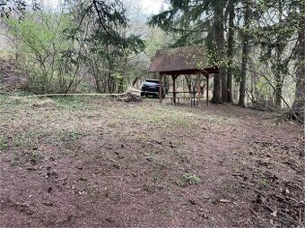 608m2 rekreačný pozemok pri Žiline