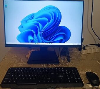 PC HP Intel i3, 8GB, SSD 128GB, Windows a MS Office