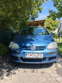 VW GOLF 5 1,6 benzín- predám