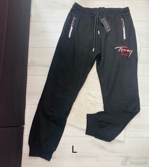 Čierne teplaky Tommy hilfiger
