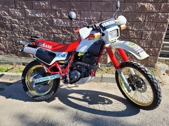 Yamaha XT 600 doklady