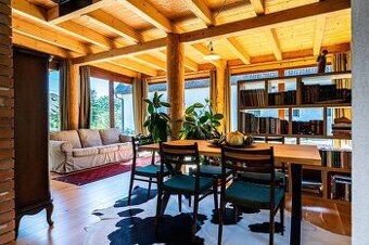 NOVÁČANY-zrekonštruovaný dom, 3xizba, pozemok 659 m2