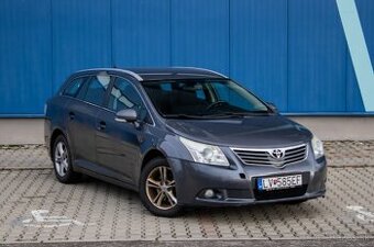 Toyota Avensis 2010 M6